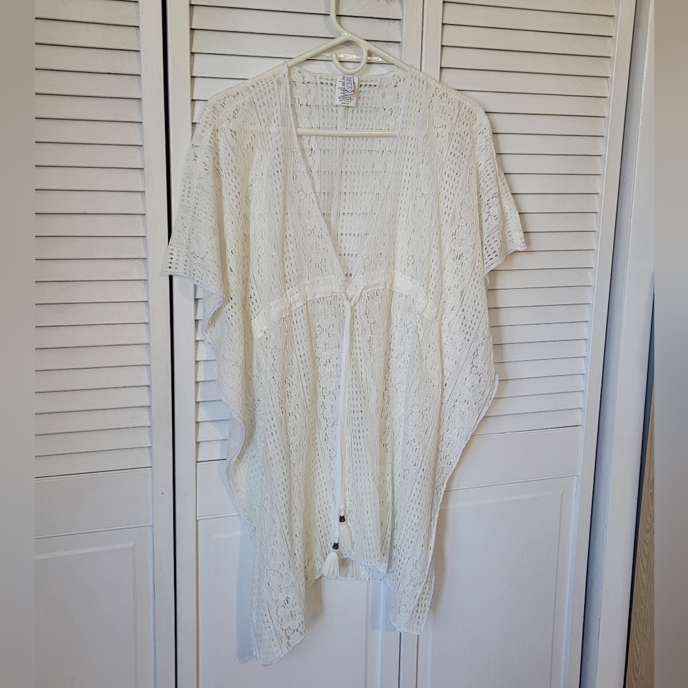 BECCA White Lace Kimono Cover-Up, Size XS - Picture 2 of 7